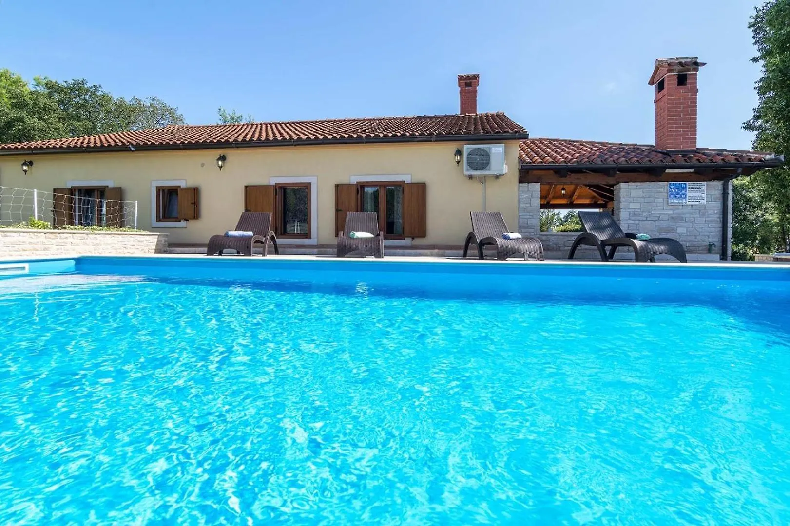 Villa Emanuel Barban