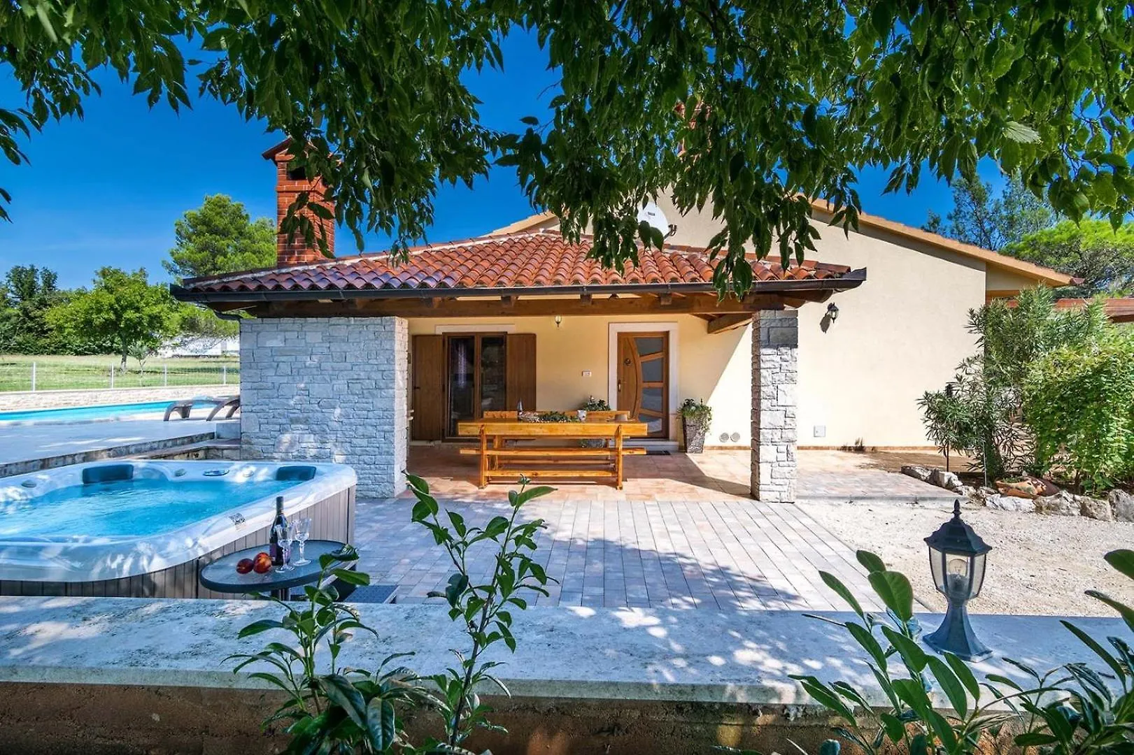 Villa Emanuel Barban