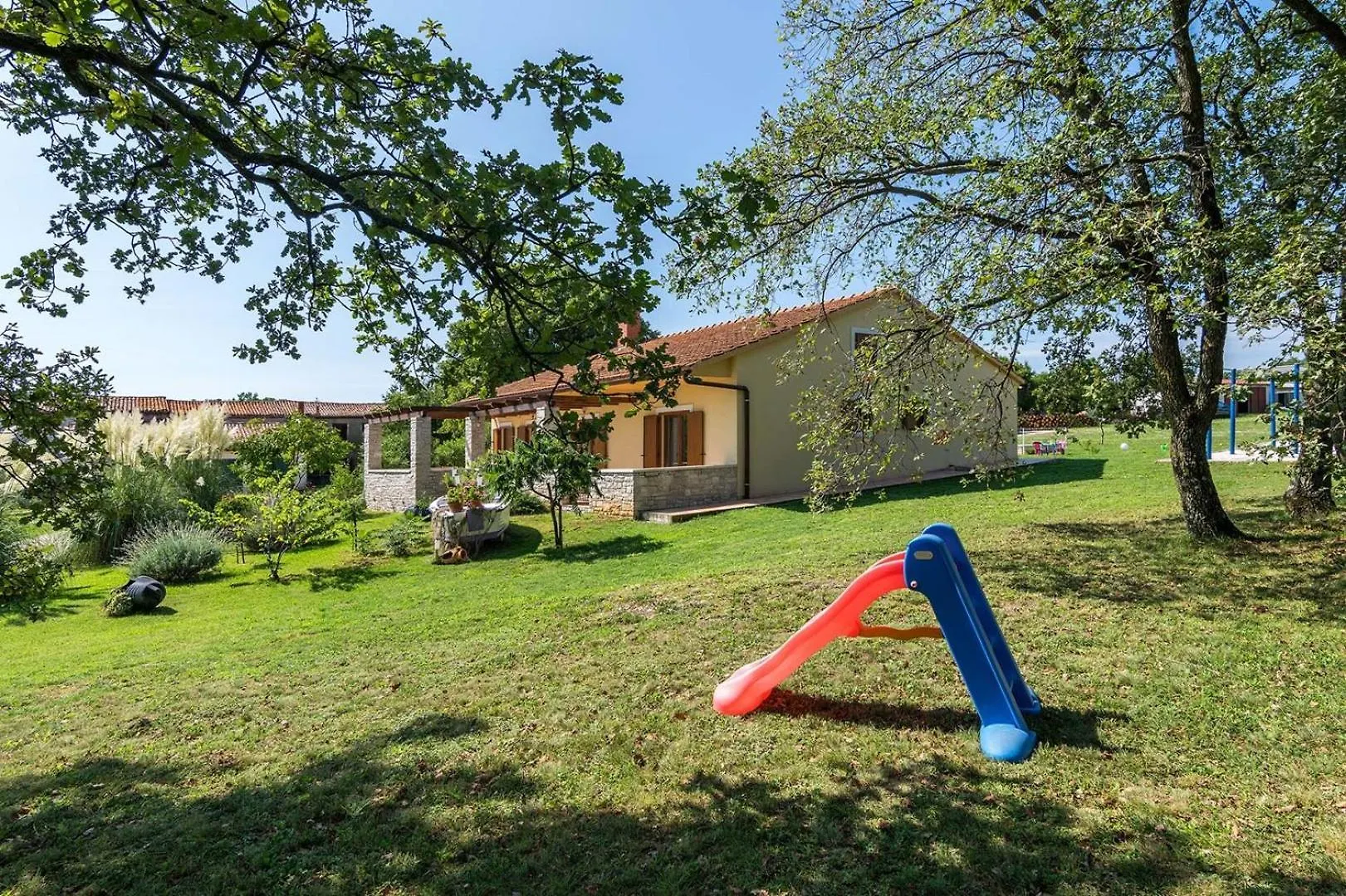 Villa Emanuel Barban